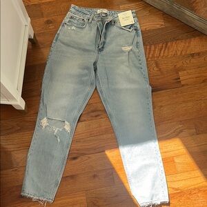 Abercrombie and Fitch Curve Love Mom jeans Tall 27 light wash